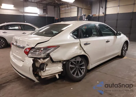 2017 Nissan Altima 2.5 Sv z USA, uszkodzony, nr VIN 1N4AL3AP0HC294508